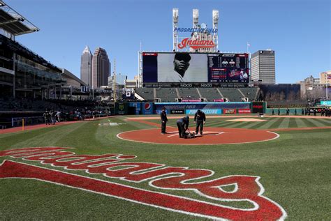 Cleveland Indians seek new lighting and temperature-control system for ...