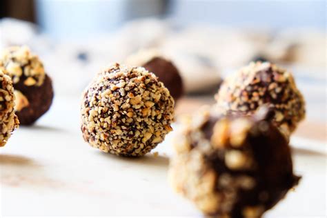 Healthy ferrero rocher balls | Sweet recipes desserts, Food, Food ...