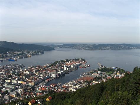 Asisbiz Stock Photos of Bryggen Hanseatic commercial buildings lining ...