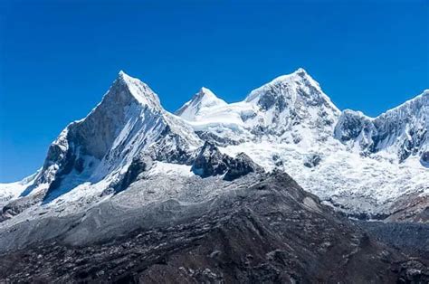 8 Amazing Things to Do in the Cordillera Blanca Peru (Breathtaking!)