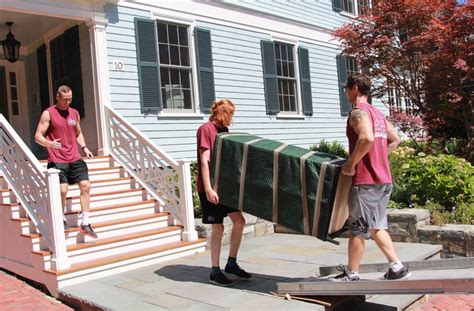 How Much Do Local Movers Cost? - Gentle Giant Moving Company