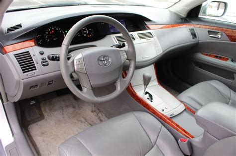 2007 Toyota Avalon XLS | Victory Motors of Colorado