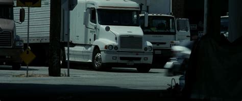 IMCDb.org: Freightliner Century in "Terminator 3: Rise of the Machines, 2003"