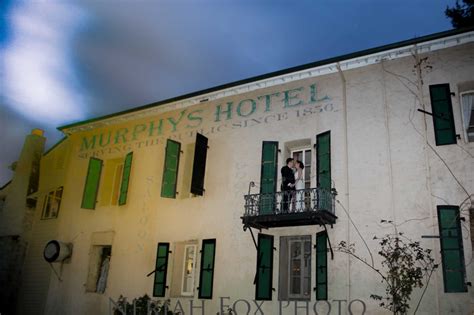 Murphys Historic Hotel weddings: in charmng downtown Murphys