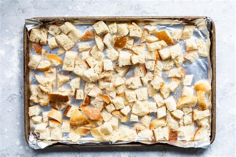 How to Make Bread Cubes for Stuffing - Culinary Hill