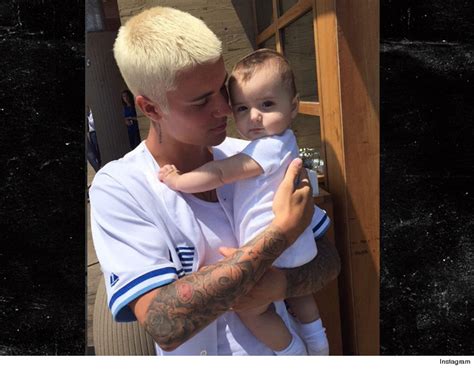 Justin Bieber: I'll Take Pics With Fans ... If They're in Diapers | TMZ.com