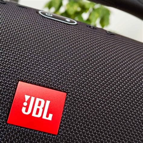 JBL Boombox 2 Review: Bigger, Better, NOT for Everyone