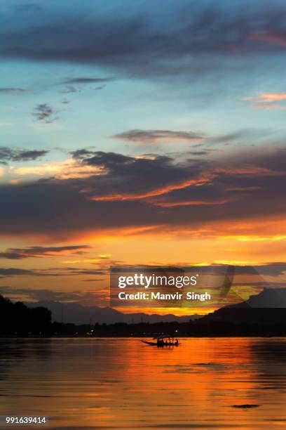 839 Dal Lake Sunset Stock Photos, High-Res Pictures, and Images - Getty ...