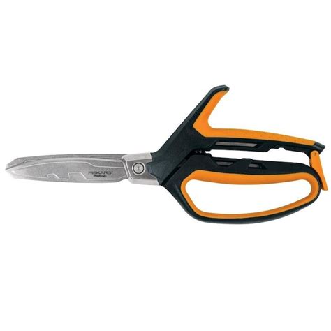 Fiskars 3.75-in Serrated Ergonomic Scissors in the Scissors department ...