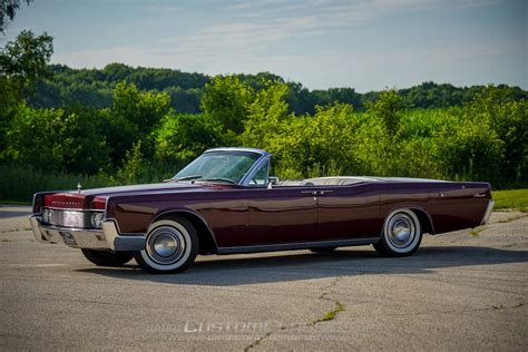 1967 Lincoln Continental | Custom Classics Auto Body and Restoration