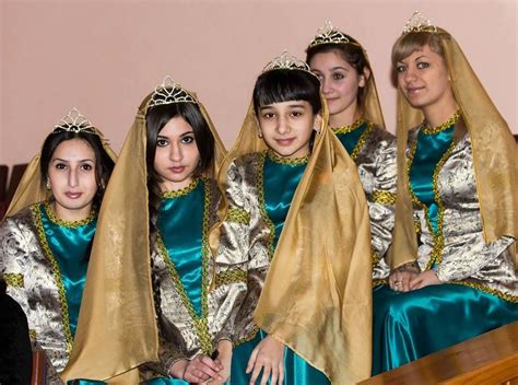 Azerbaijan: Azerbaijanis | Women, Kazakhstan, Azerbaijan