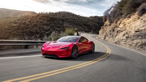 Tesla Roadster : la fusée terrestre d'Elon Musk est confirmée pour 2024 ...