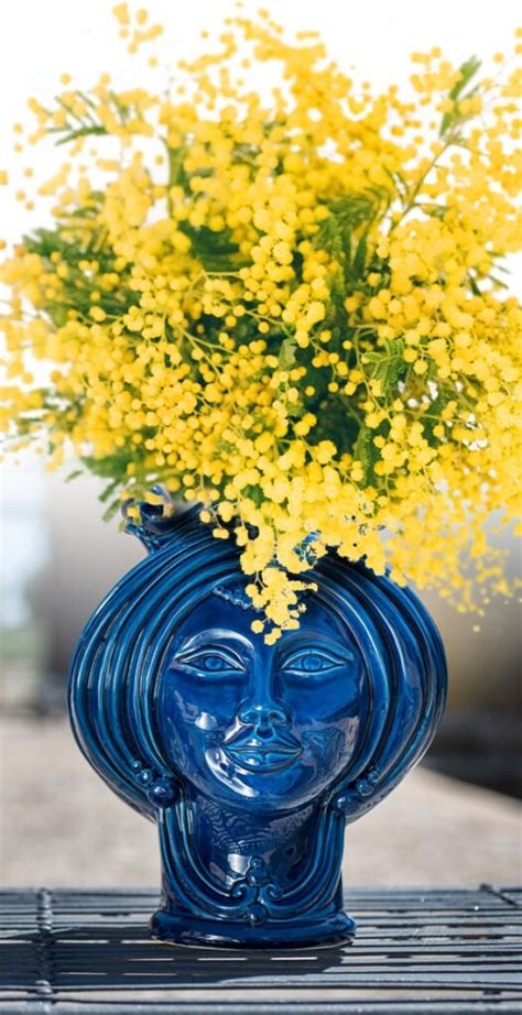 Give Mimosa on Women's Day - thatsArte.com