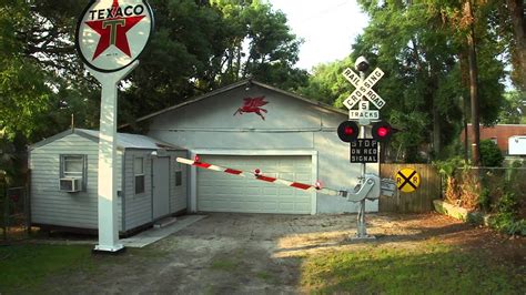 Railroad Crossing Gate - YouTube