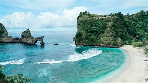 5 Pantai Indah di Bali yang Selalu Jadi Dikunjungi Wisatawan