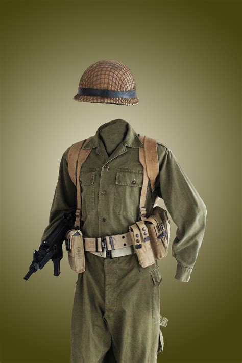 MILITARY UNIFORMS - La compagnie du costume