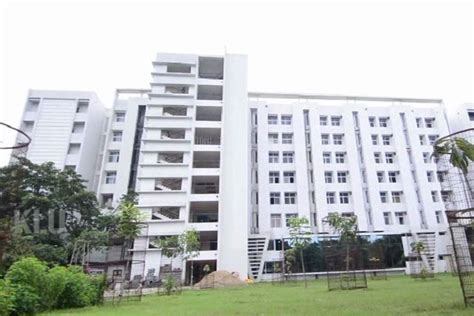 KLU Guntur Campus: Photos, Virtual Tour