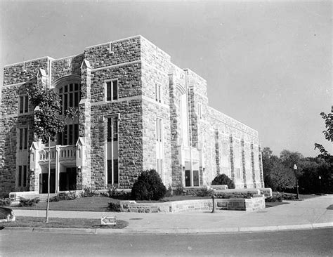 Virginia Tech Newman Library | Virginia tech campus, Virginia tech ...