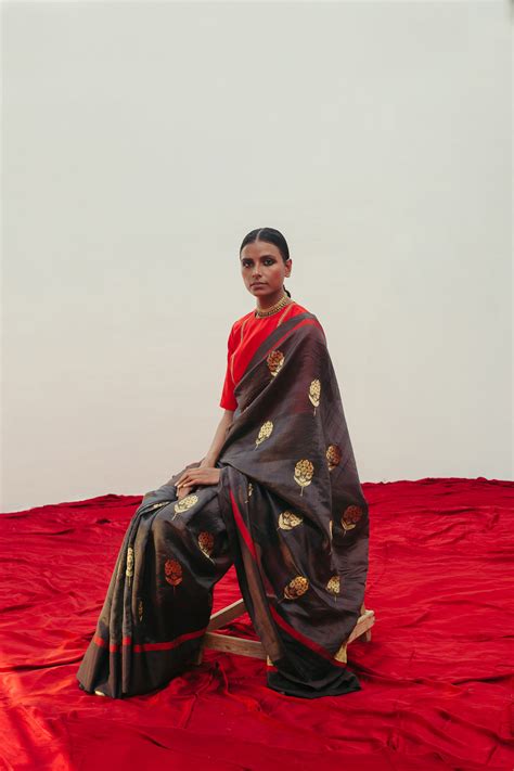 Buy Designer Saris Online - Designer Sarees Online Shopping – Raw Mango