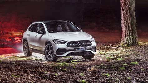 Mercedes-Benz GLA 250 4MATIC AMG Line 2020 4K 2 Wallpaper | HD Car Wallpapers | ID #15601