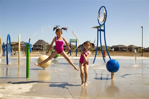 Beautiful New Park Opens in Lakeshore