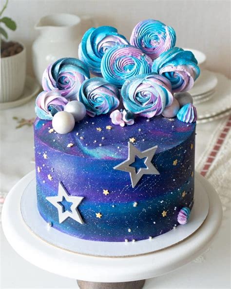 15 Amazing Space Themed Birthday Cake Ideas (Out Of This World)