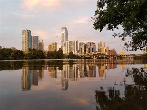 Austin's pink sunset at lady bird lake. : r/Austin