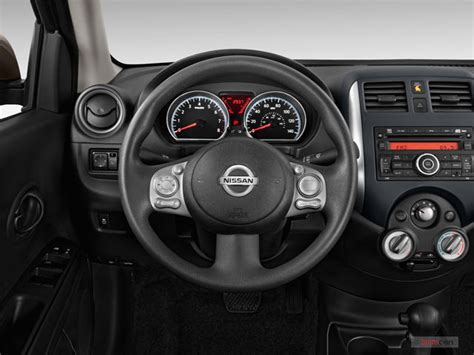 2014 Nissan Versa: 73 Interior Photos | U.S. News