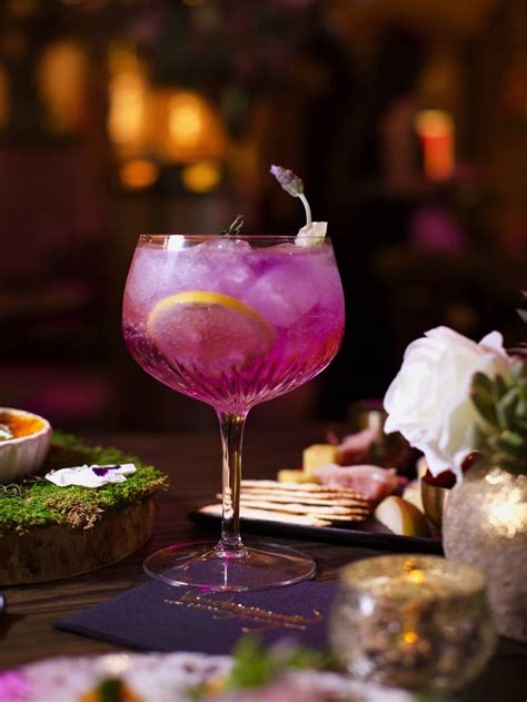 Lisa Vanderpump opens cocktail garden on Las Vegas Strip — PHOTOS | Las Vegas Review-Journal