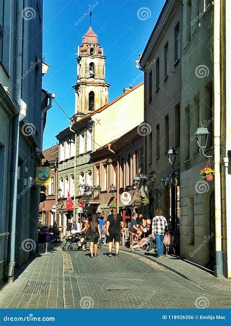 Vilnius old town editorial photo. Image of europe, baroque - 118926356