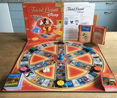 Disney Trivial Pursuit spel parker komplett (391837312) ᐈ Köp på Tradera