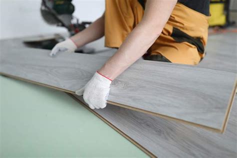 Mohawk Laminate Flooring Reviews (RevWood) 2022