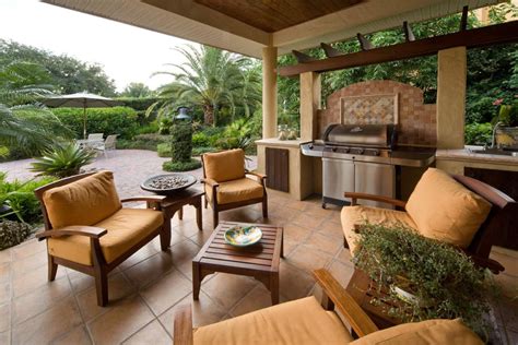 Kick-Start The Summer By Organizing a BBQ Area Everyone Will Enjoy