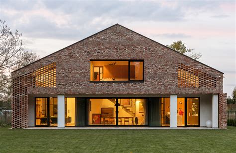 Old Brick New House / Wrzeszcz Architekci | ArchDaily