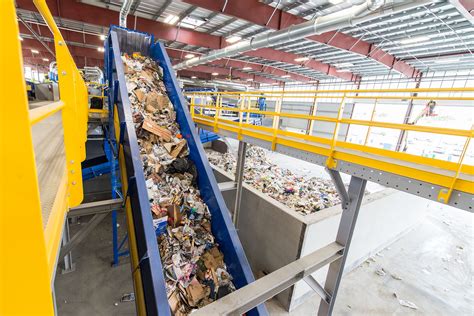 Republic Opens Largest & Smartest Residential Recycling Center in North America - Dec 2, 2015