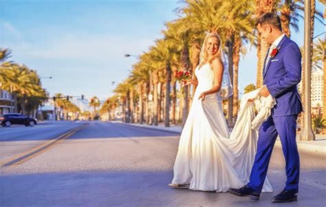 Why You Should Get Married in Las Vegas