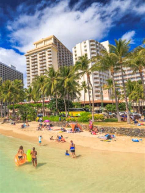 Best Family Resorts in Hawaii - Groups Are A Trip