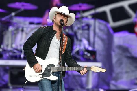 The 10 Best Justin Moore Songs of All-Time