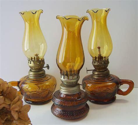 Mini Glass Oil Lamps | manoirdalmore.com