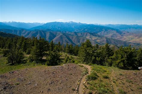 Hiking Shenandoah: Lookout Mountain (Methow Valley)