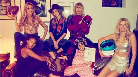 Inside Taylor Swift's Spooky Halloween Party - ABC News