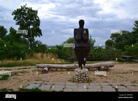 Statue of Venus of Dolni Vestonice Stock Photo - Alamy