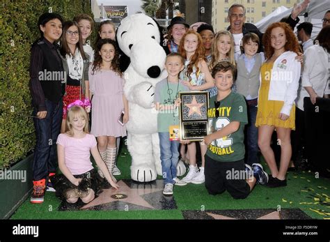 Los Angeles, CA, USA. 2nd Nov, 2015. Snoopy, The Peanuts Movie Cast ...