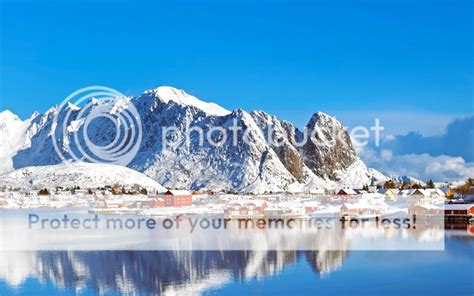 Fishing village of Lofoten Islands – Image Gallery