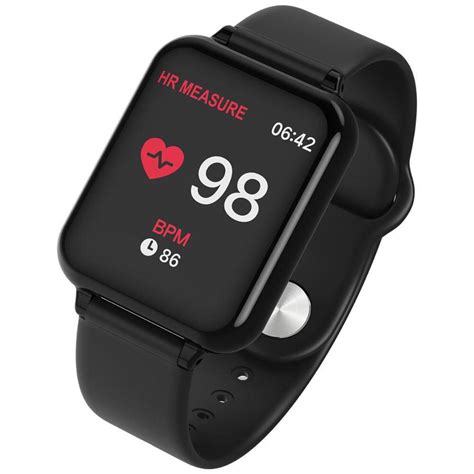 Wearing a smartwatch benefits you tracking health and everyday activity