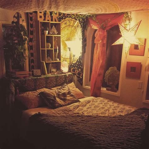 30 Gypsy Boho Bedroom Ideas for Your Own Bohemian Oasis - No Minimalist ...