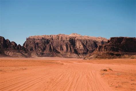 Jordan Drive Tribe | Petra & Wadi Rum (1 Day Private tour)