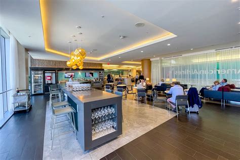 Choosing the best airport lounge at MIA - The Points Guy