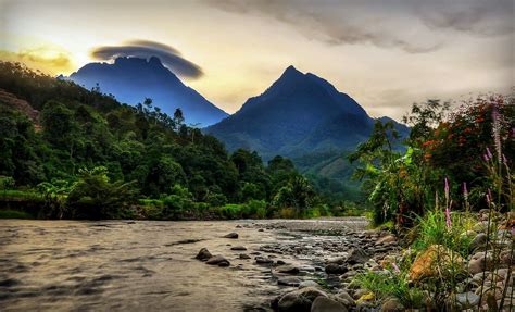 Borneo - onthaasting & beleving · Voyages and More