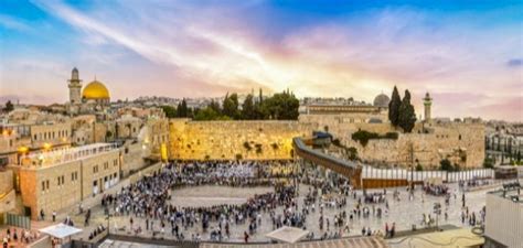 مدن القدس الشرقية والغربية - موضوع